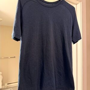 lululemon athletica Men's Navy Short Sleeve Tee